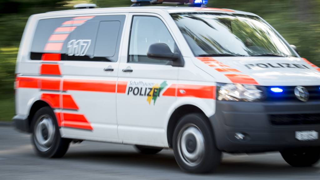 Wegen eines Hangrutschs ist die Mühlentalstrasse in Schaffhausen gesperrt, wie die Schaffhauser Polizei am Dienstag mitteilte. (Symbolbild)