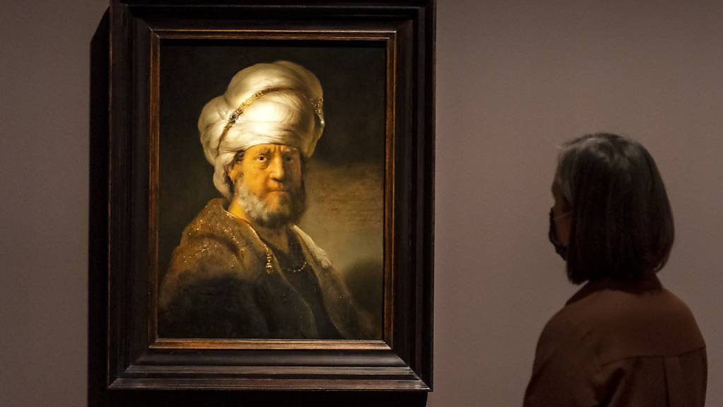 Das Brustbild eines Mannes in orientalischer Kleidung (1635) diente Rembrandt wohl vor allem als Herausforderung, den Turban prunkvoll ins Licht zu stellen.