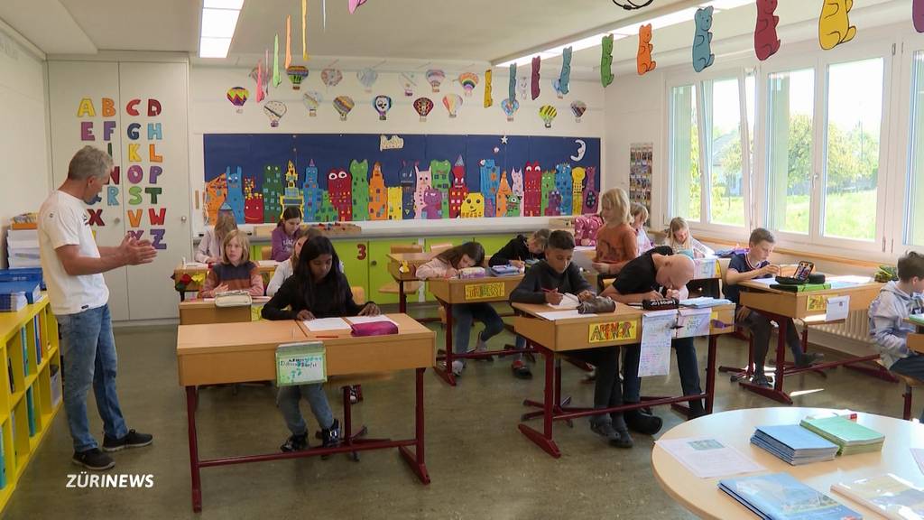 Kantonsrat diskutiert Schulnoten-Pflicht