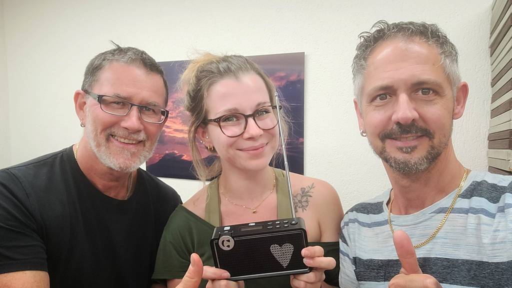 Rebecca aus Hochdorf gewinnt dank Tom Grennan 500 Franken