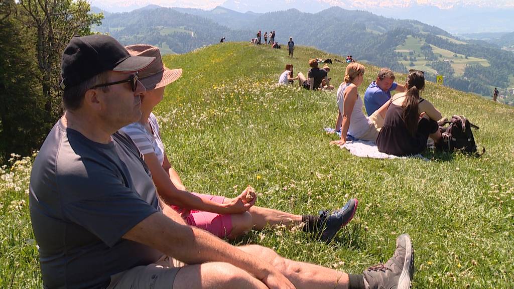 Corona-Pause in den Bergen: Viele Wanderer auf dem Hörnli