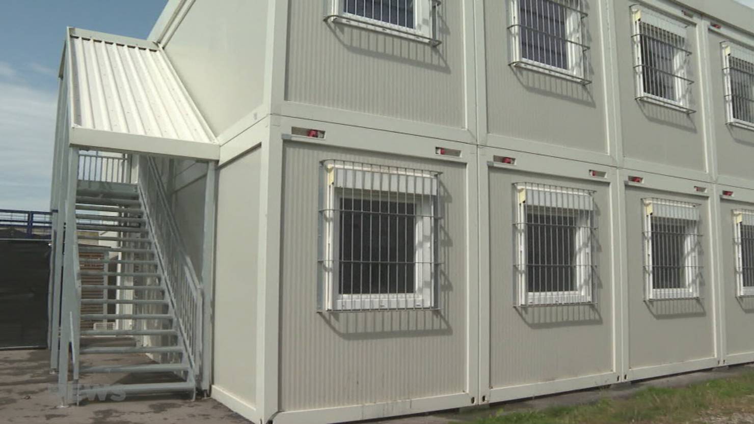 Landen Säumige im Container-Gefängnis? | TeleBaern