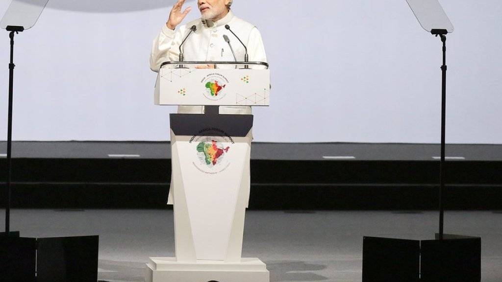 Intellektuelle werfen ihm vor, die Meinungsfreiheit in seinem Land einzuschränken: Narendra Modi, indischer Premierminister - hier bei der Eröffnungsrede am dritten Indien-Afrika-Gipfel in Neu-Delhi.