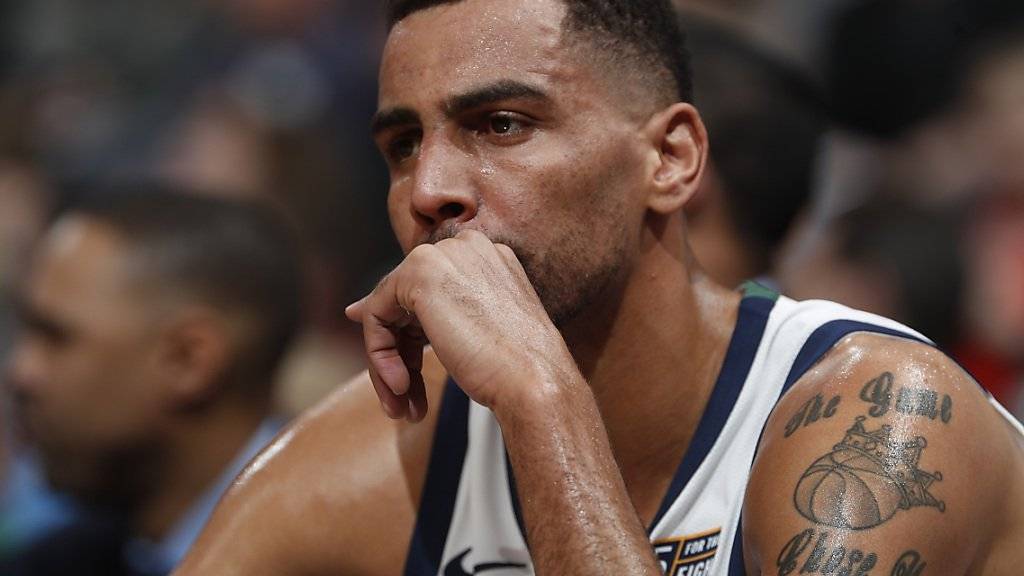 Thabo Sefolosha geht mit Utah in Dallas brutal unter