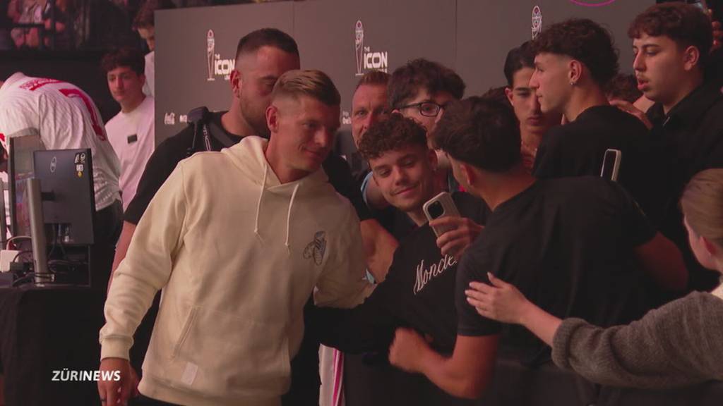 Fussballstars, Stream und Show im Hallenstadion