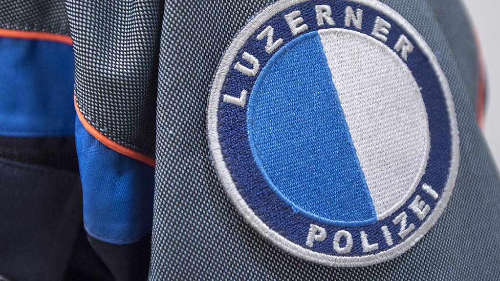 Die Luzerner Polizei fasste vier mutmassliche Täter. (Symbolbild)