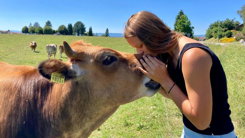 15-Jährige rettet Kuh vor dem Schlachthof mit erfolgreichem Crowdfunding-Projekt