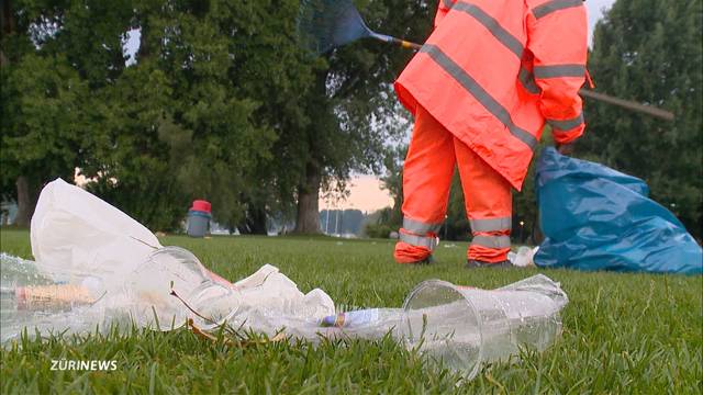 12 Tonnen Wochenend-Güsel