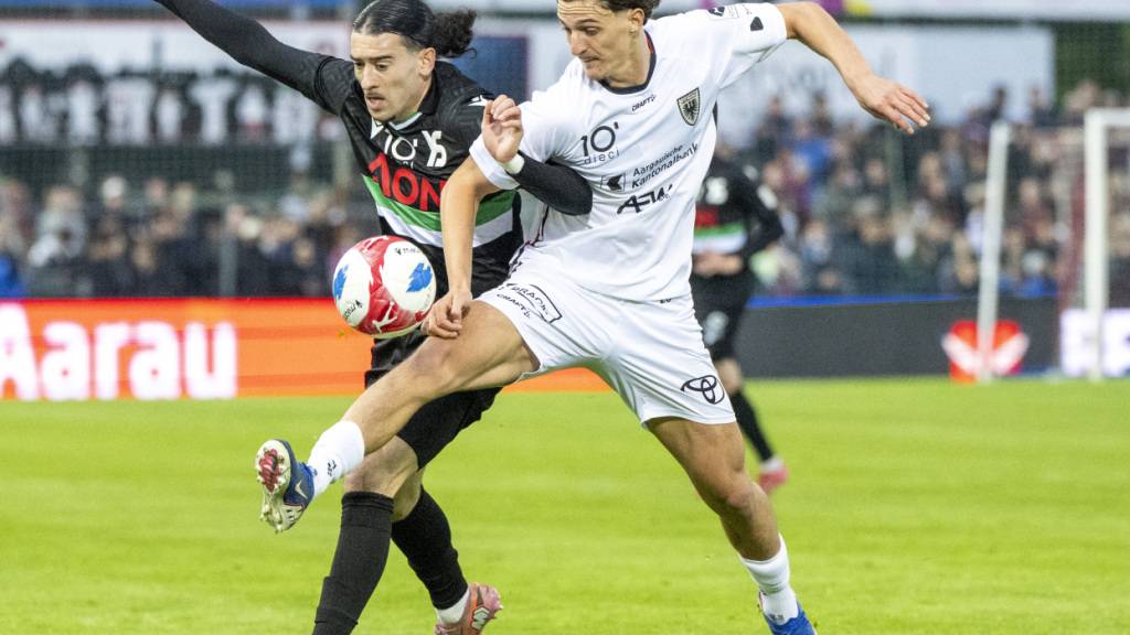 Leon Frokaj (rechts) wechselt von Aarau nach St. Gallen