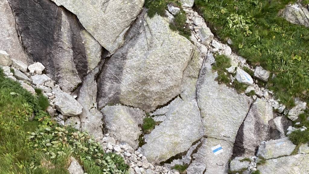 Der 72-jährige Däne wurde im Bergell GR in der Nähe des felsdurchsetzten, alpinen Wanderwegs tot aufgefunden.