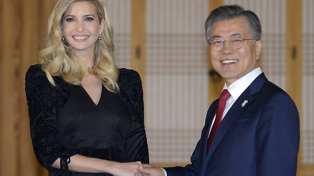 US-Präsidententochter Ivanka Trump wurde vom südkoreanischen Präsidenten Moon empfangen.