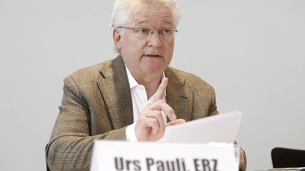 Der ehemalige Direktor von Entsorgung und Recycling Zürich muss vor Gericht. Ihm wird unter anderem das Führen einer «schwarzen» Kasse und das eigenmächtige Bewilligen von Dienstfahrzeugen für sich selber und für andere Kadermitarbeiter vorgeworfen. (Archivbild)