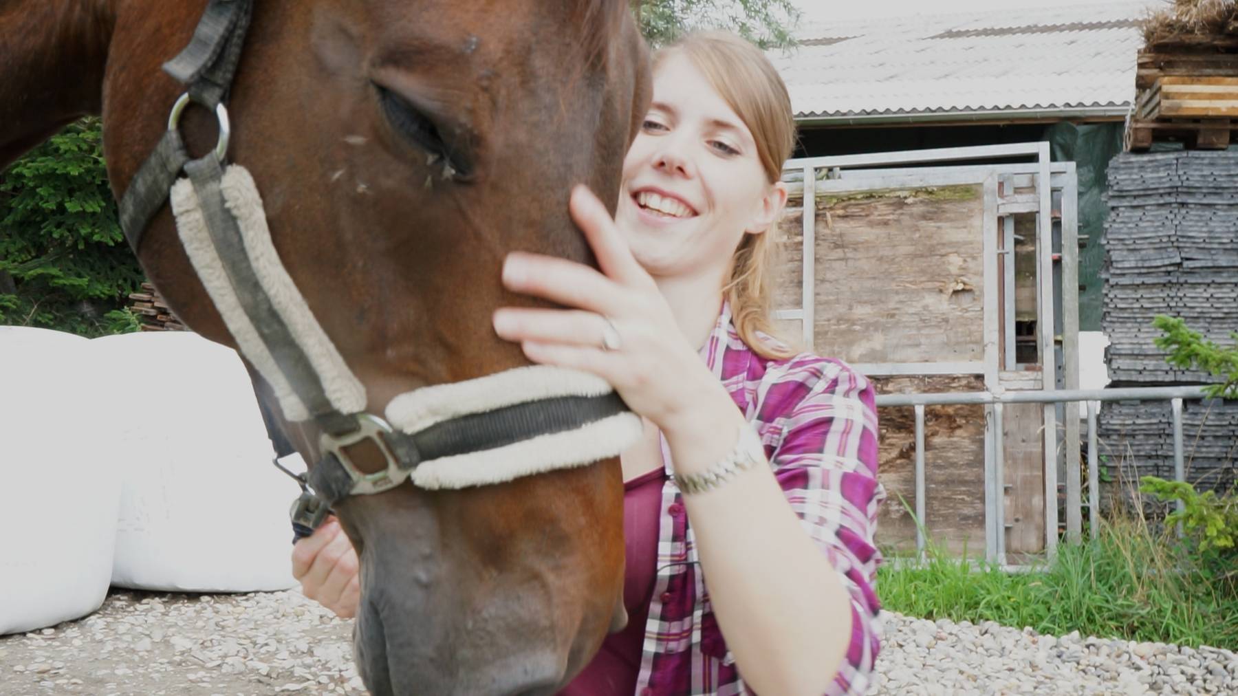 Sara Zwahlen mit ihrem Pferd Corrado.