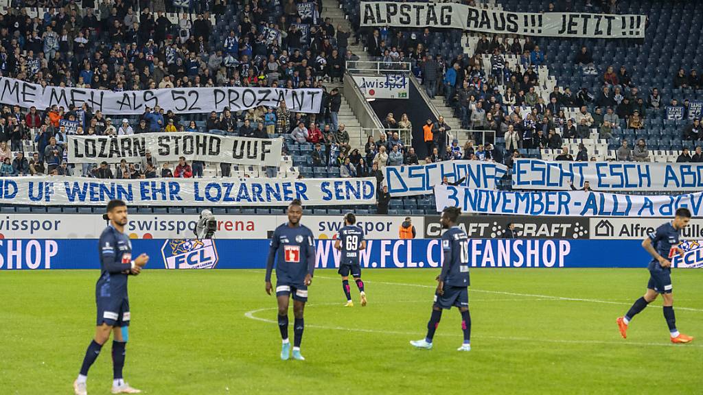 Fans des FC Luzern zeigten am letzten Samstag ihren Unmut. (Archivaufnahme)