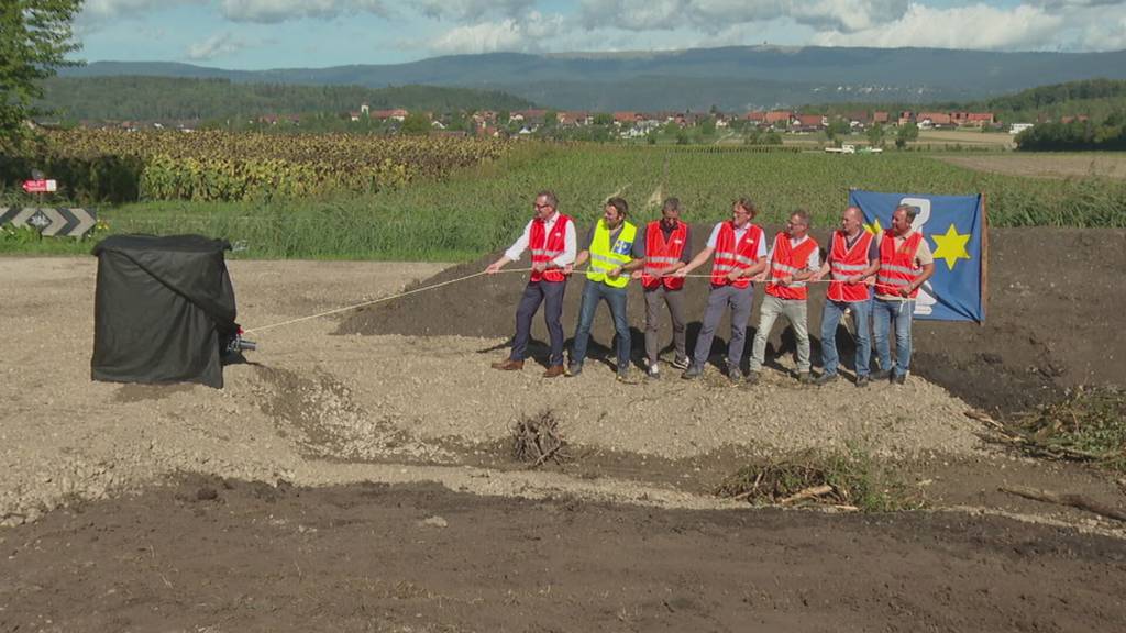 Spatenstich in Kallnach