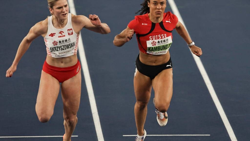 Ditaji Kambundji (rechts neben der Polin Pia Skrzyszowska) wird in Rabat Vierte über 100 m Hürden