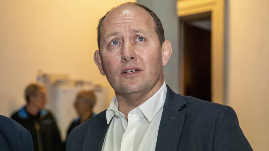 Dieter Haller wehrte sich am Mittwoch vor dem Bezirksgericht Luzern gegen den Vorwurf der Veruntreuung von Parteigeldern. (Archivbild)