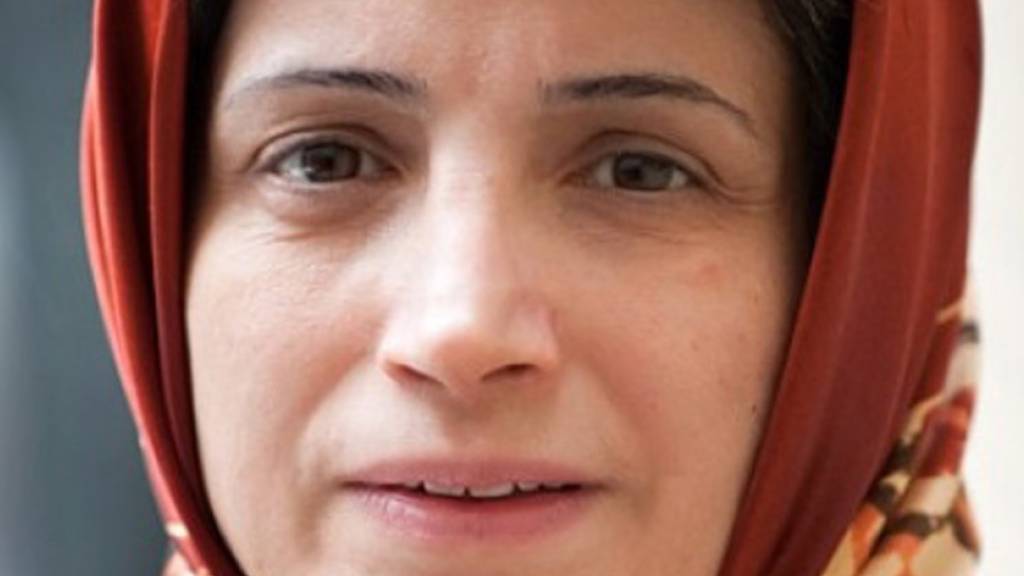 Die iranische Menschenrechtsaktivistin Nasrin Sotudeh wollte mit ihrem Hungerstreik gegen die Haftbedingungen der politischen Gefangenen während der Corona-Pandemie protestieren.