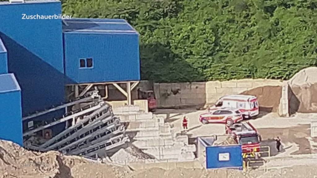 Tödlicher Arbeitsunfall: Vorgesetzte von Gebenstorfer Gabelstaplerfahrer stehen vor Gericht