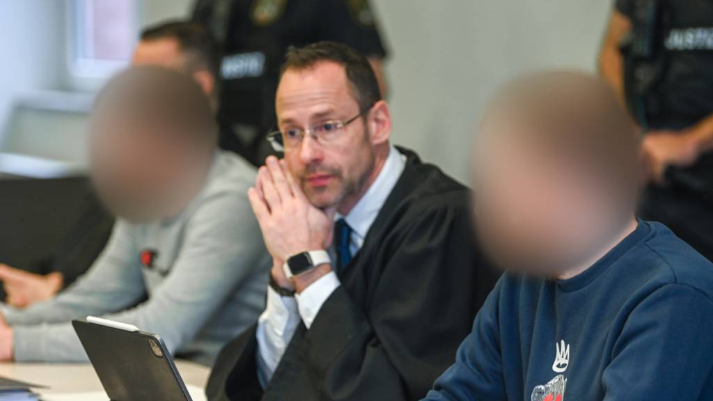 Urteil in Deutschland: Pressefotografen haben Brände gelegt