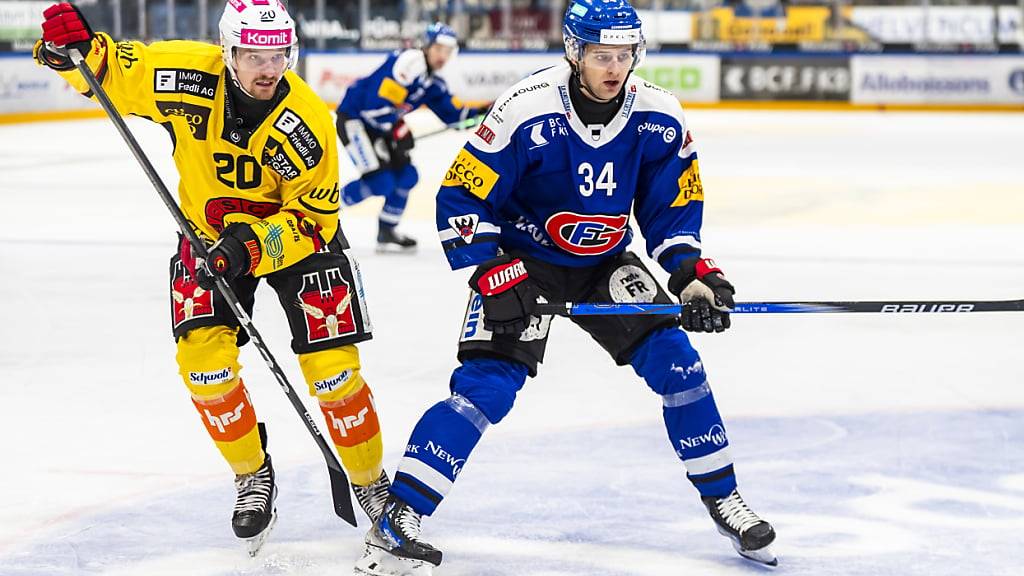 Elvis Schläpfer (links) wechselt zum HC Ajoie