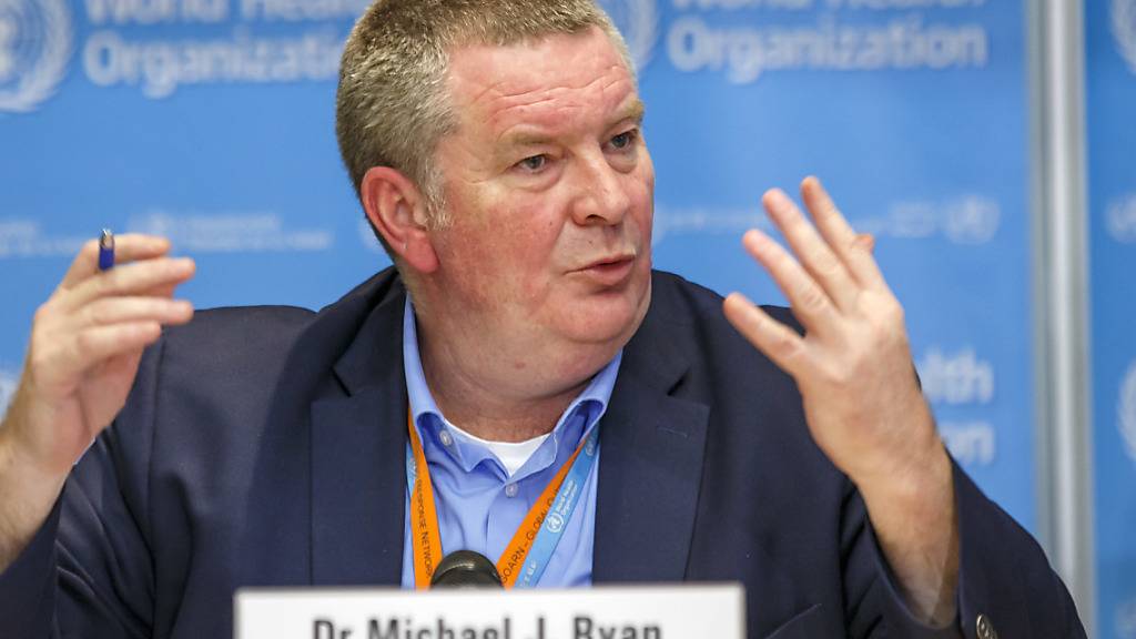 Der Experte der WHO, Michael Ryan, spricht davon, dass das Coronavirus analog zu HIV nie mehr aus dem Leben der Bürger verschwinden könnte. (Archivbild)