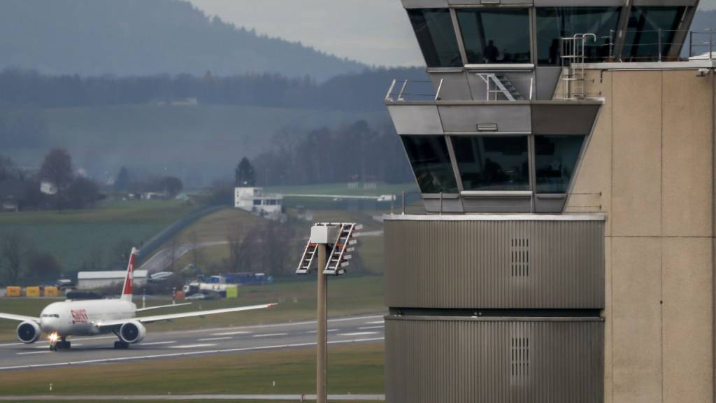80 Prozent aller Personen, die letztes Jahr des Landes verwiesen wurden, verliessen die Schweiz unter Zwang. (Symbolbild)