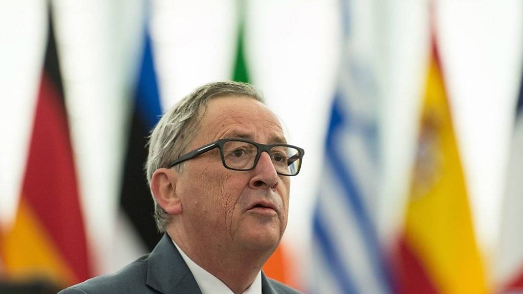 EU-Kommissionspräsident Jean-Claude Juncker bemühte sich, protestierende Regierungen zu besänftigen.
