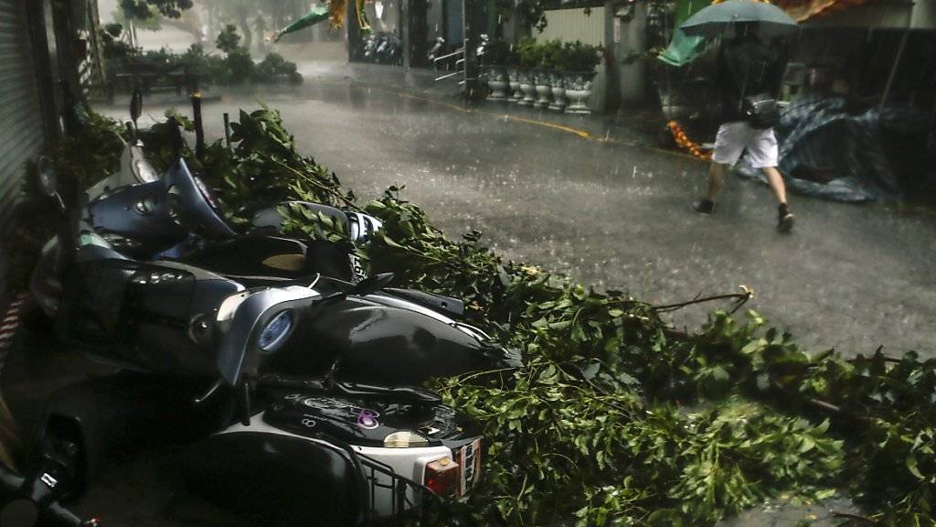 Taifun «Megi» hinterlässt mehrere Tote und schwere Schäden auf Taiwan