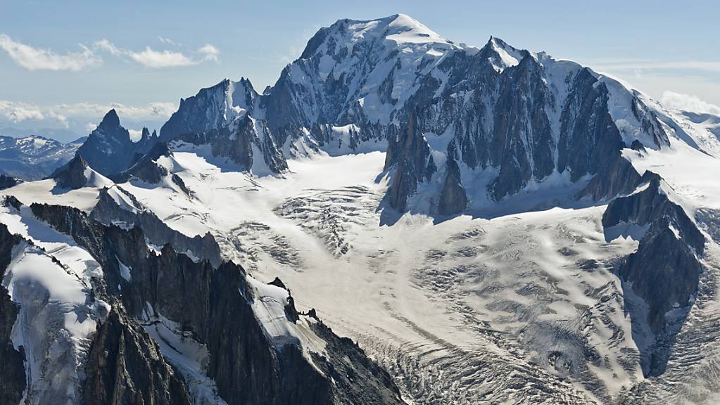 Der Mont Blanc ist geschrumpft: Neu misst der Alpengipfel 4807,81 Meter.