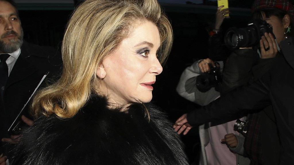 Die französische Schauspielerin Catherine Deneuve wird für ihr Lebenswerk mit dem Praemium Imperiale geehrt. Diesen höchsten japanischen Kunstpreis erhält auch der italienische Dirigent Riccardo Muti. (Archiv)