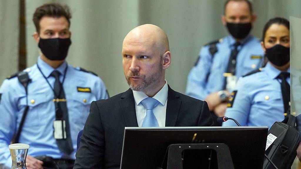 ARCHIV - Anders Behring Breivik scheiterte 2022 mit seinem Antrag auf vorzeitige Haftentlassung vor Gericht. Foto: Ole Berg-Rusten/NTB Scanpix/AP/dpa