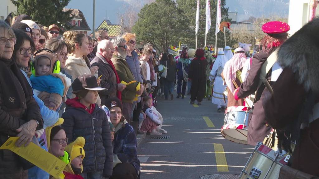 Grosser Fasnachtsumzug in Altdorf