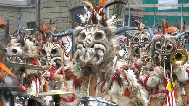 Urknall in Luzern: Narrenzeit eröffnet