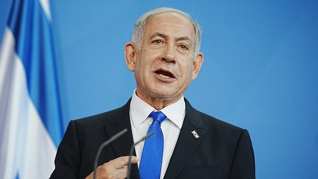 Israels Regierungschef Benjamin Netanjahu genehmigte  die Entsendung einer Verhandlungsdelegation nach Katar. (Archivbild)