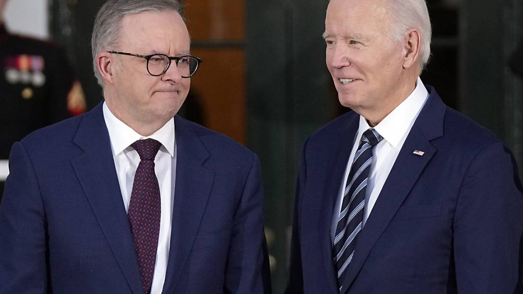 Besuch in Washington: Australiens Premier Albanese war in dieser Woche auf Staatsbesuch in den USA (im Bild mit US-Präsident Biden). Foto: Manuel Balce Ceneta/AP/dpa
