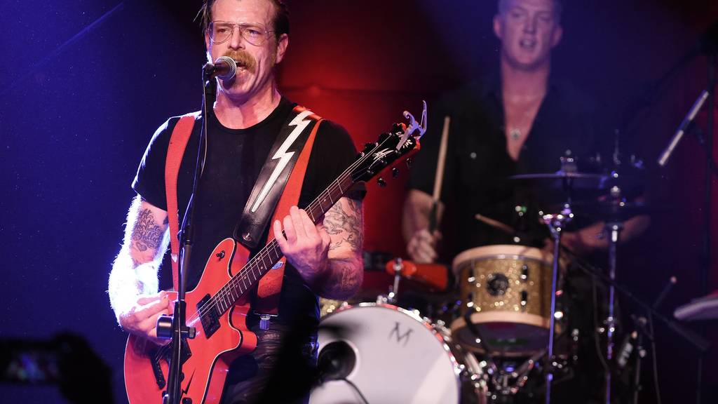 Eagles of Death Metal treten mit U2 in Paris auf