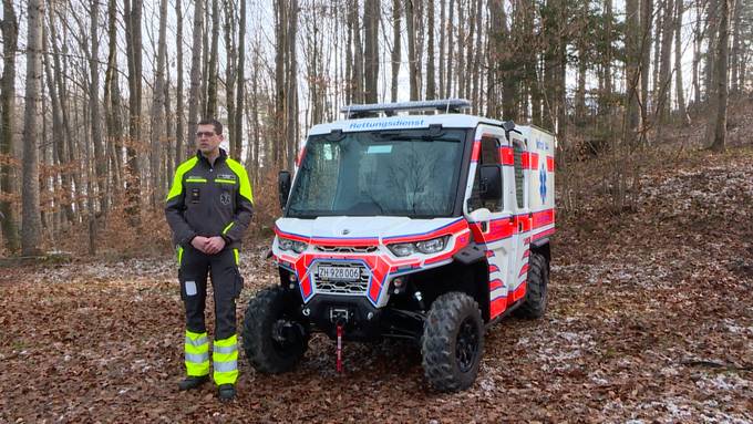 Dieser Rettungswagen kann in jedem Gelände fahren