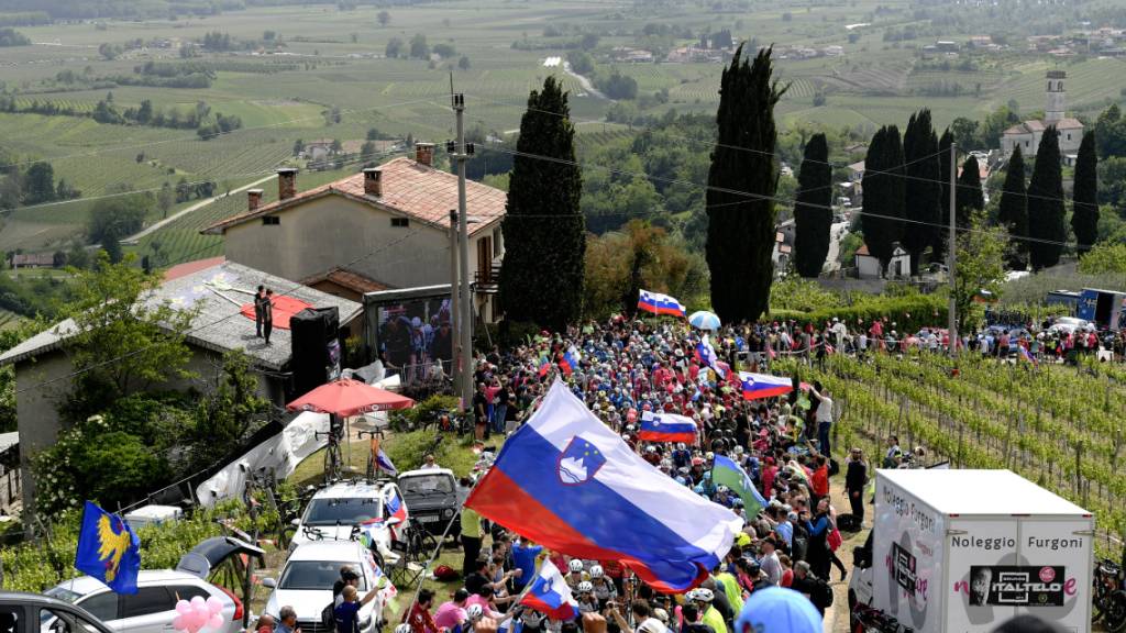 Der Giro d'Italia sorgt bei seinem kurzen Abstecher nach Slowenien für riesige Begeisterung