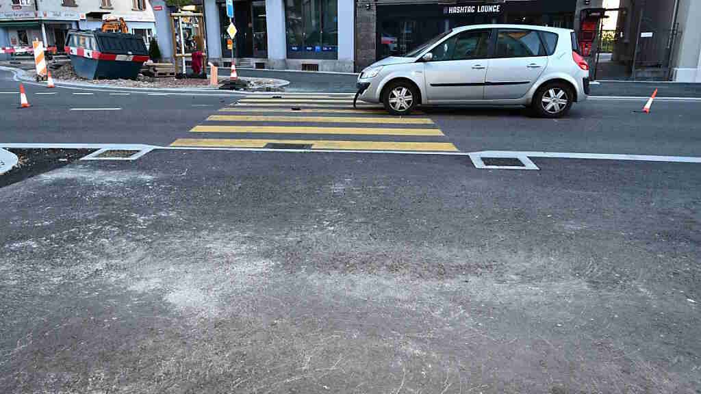 Fussgänger im Kanton St. Gallen bei Kollision mit Autos verletzt