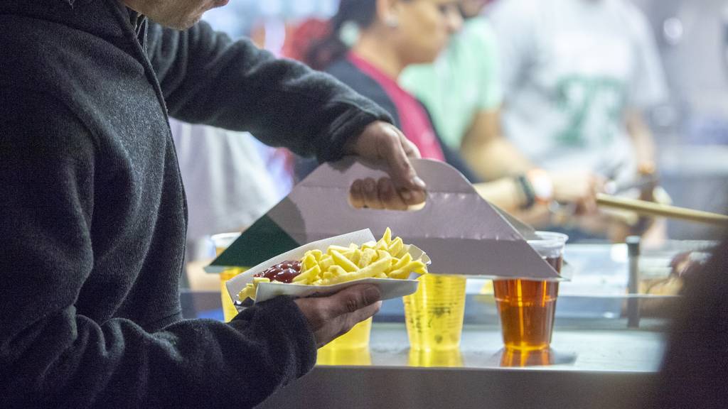 Wegen langer Bierwartezeiten: «FCSG-Catering ist auf 1.-Liga-Niveau»