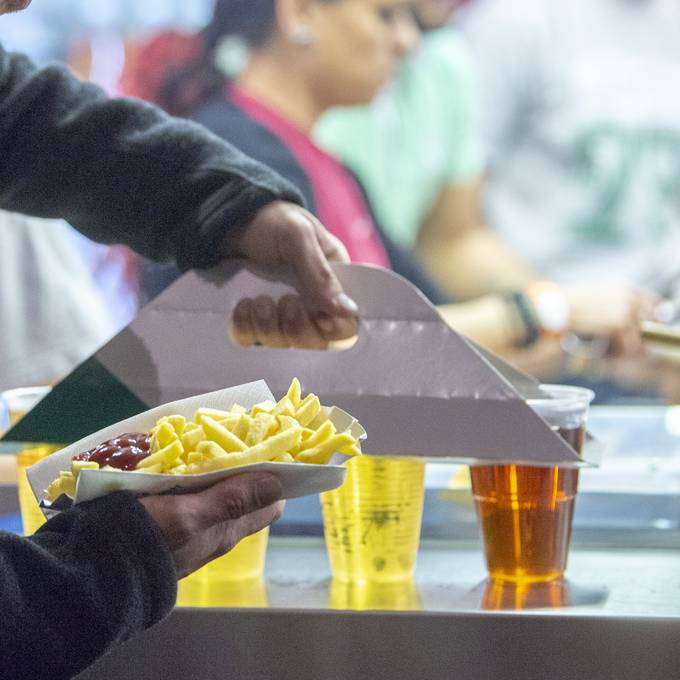Wegen langer Bierwartezeiten: «FCSG-Catering ist auf 1.-Liga-Niveau»