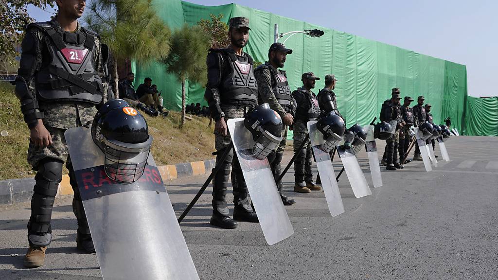 Pakistan macht Hauptstadt wegen Protesten dicht