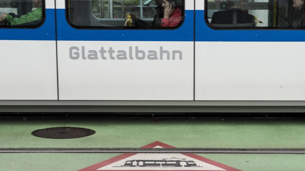 Der Zürcher Kantonsrat behandelte am Montag einen Kredit für die Verlängerung der Glattalbahn. (Archivbild)