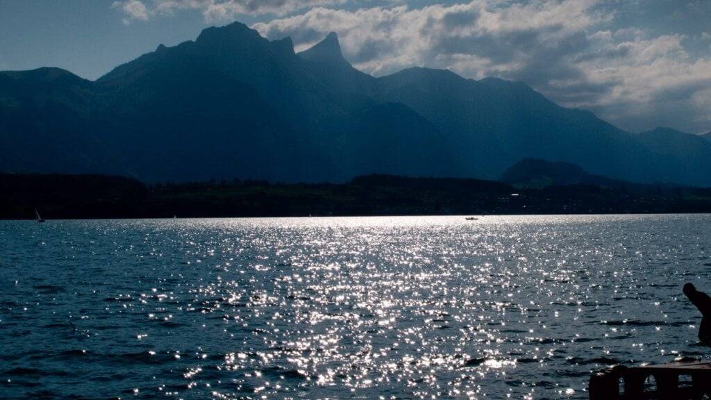 Bei Gunten am Thunersee kam am Mittwoch ein Taucher ums Leben. (Archivbild)