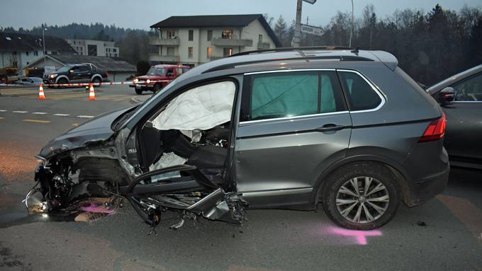 Hoher Schaden nach Unfall mit Strassenputzmaschine in Schüpfheim