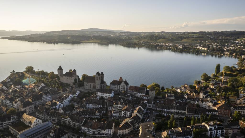 In Rapperswil-Jona soll ein neues Berufs- und Weiterbildungszentrum gebaut werden. (Archivbild)