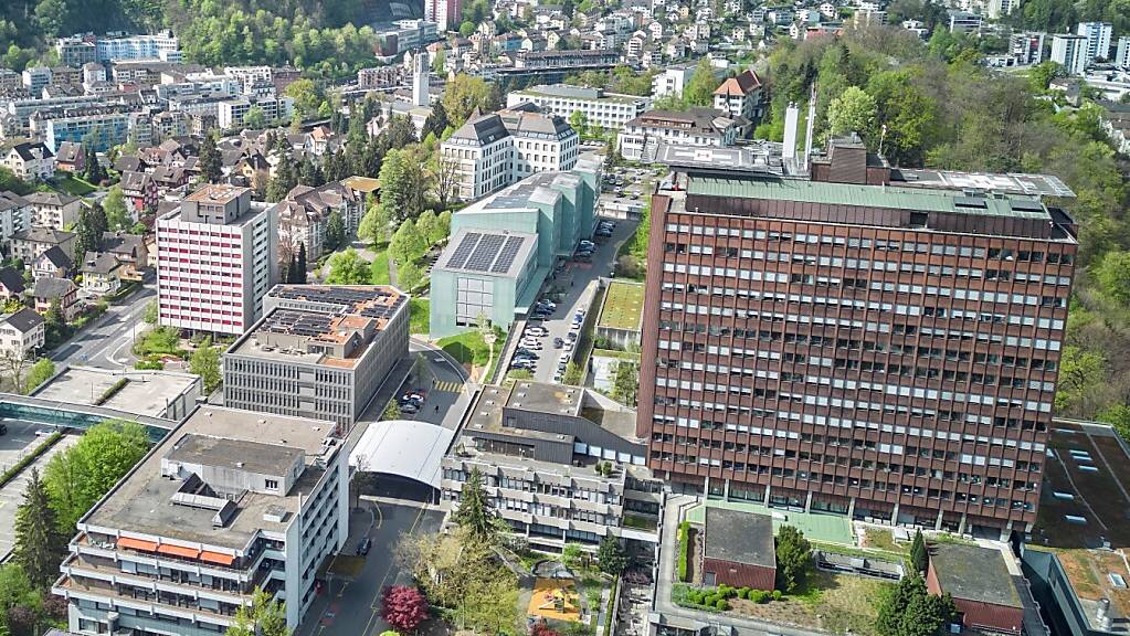 Die heutige Frauenklinik neben dem Luzerner Kantonsspital soll künftig eine neue Nutzung erhalten.