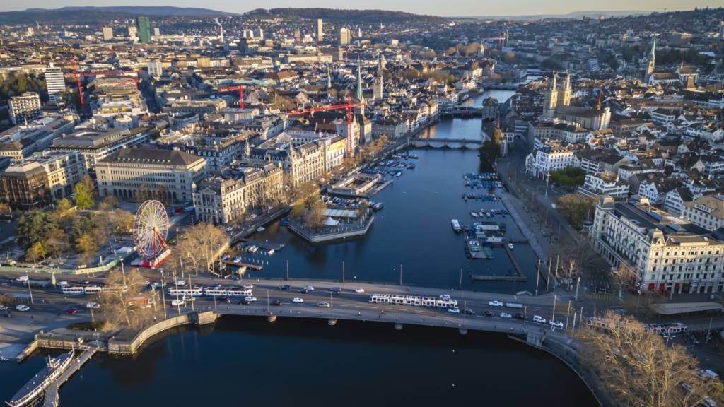 Wer regiert die Stadt Zürich in den nächsten Jahren? Das Stimmvolk entscheidet am Sonntag über den neuen Stadtrat und den Gemeinderat. (Symbolbild)