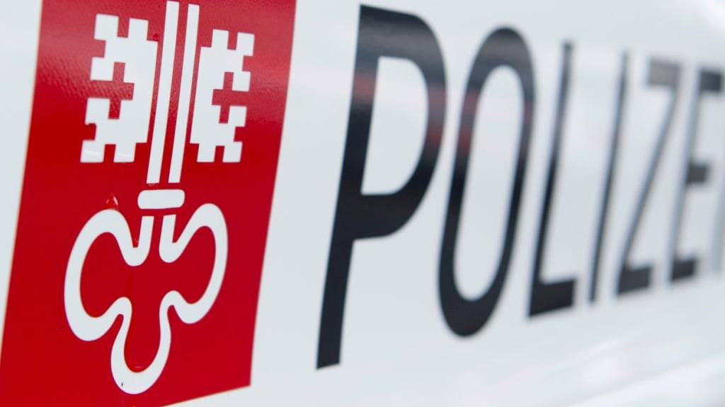 Polizei und Staatsanwaltschaft untersuchen, warum es zu dem Unfall kam. (Symbolbid)